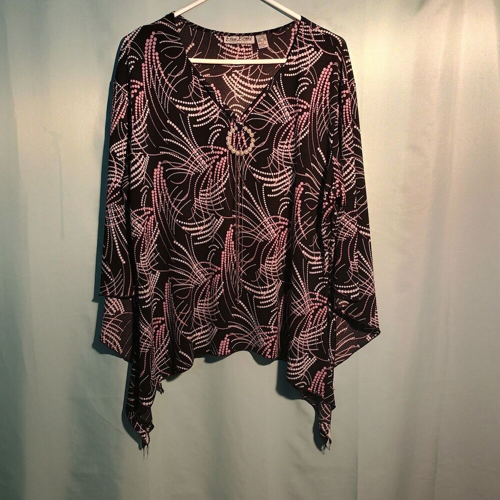 Chico’s Black & Pink Abstract Dot Print Tunic Top | Flowing Sharkbite Hem Blouse